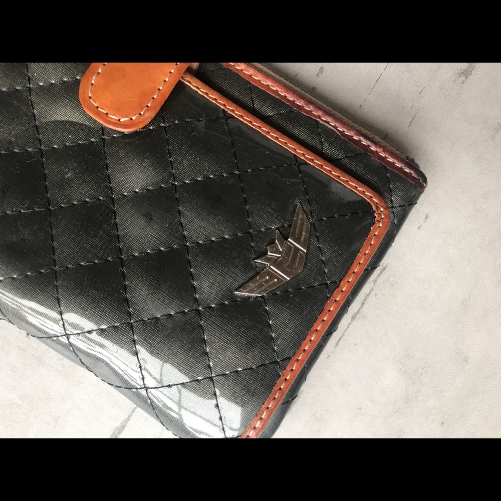 CONSUELA Wallet